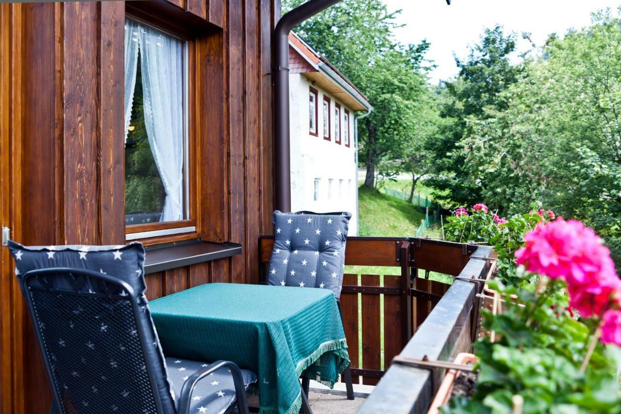 Haus Keller Ferienwohnungen Todtnauberg Exteriör bild