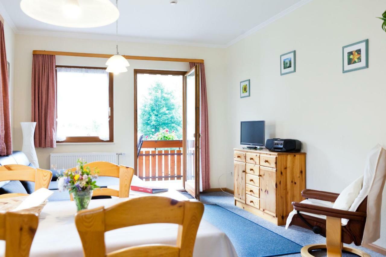 Haus Keller Ferienwohnungen Todtnauberg Exteriör bild